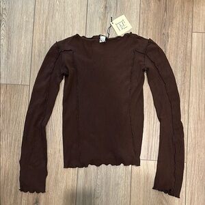 Baserange Omato Long Sleeve Top